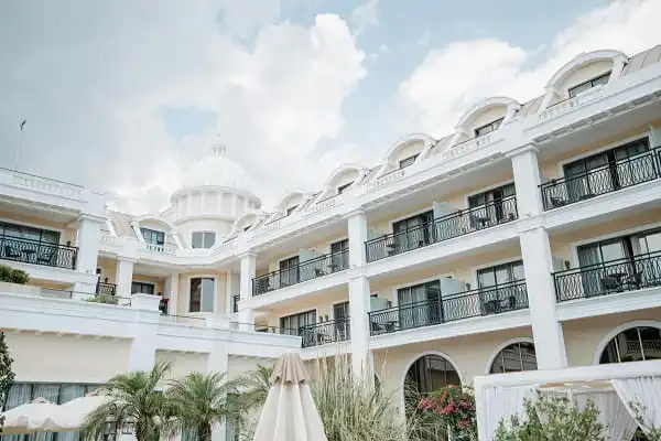 Grand Hotel Renovation